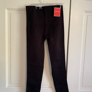 Spanx Look at Me Now Seamless Leggings